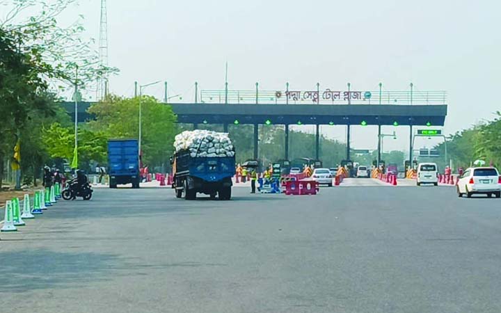 ৩ দিনে পদ্মা সেতুতে ১৩ কোটি টাকার টোল আদায়